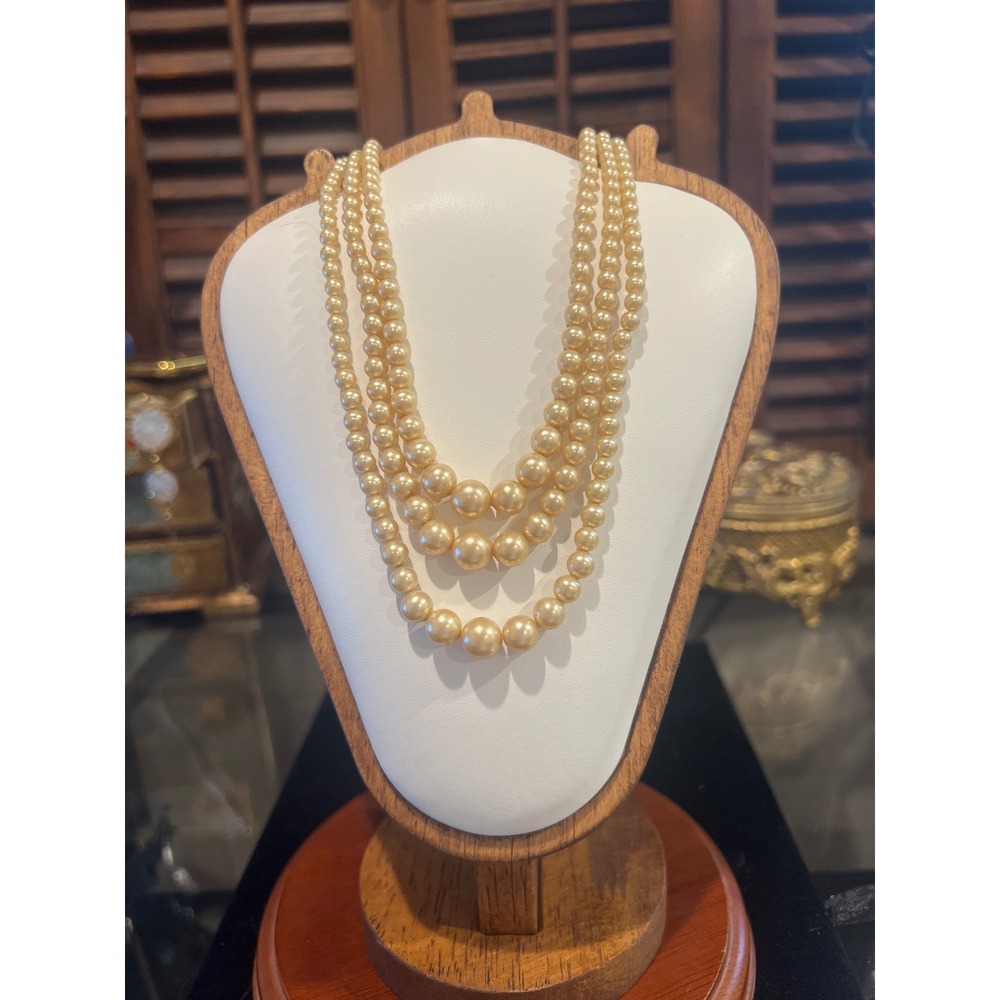 Vtg Triple Strand Graduated Faux Pearl Necklace‎ Rhinestone Clasp Cream 15-19in